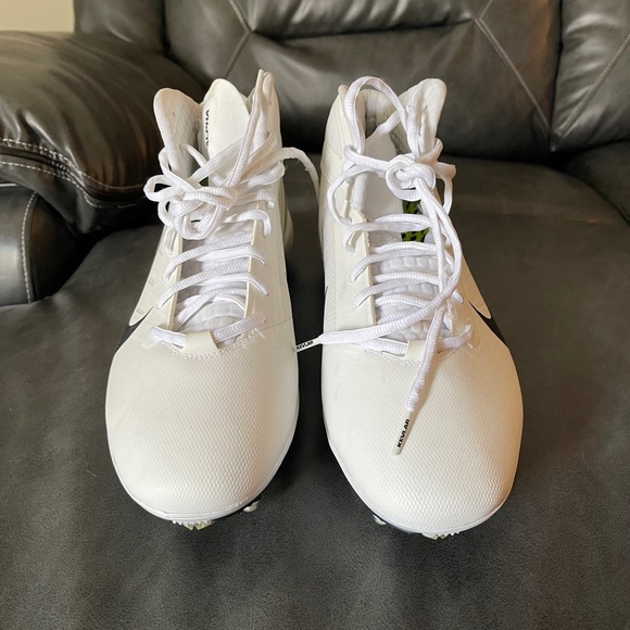 Nike Alpha Talon Elite Cleats - Picture 4 of 4